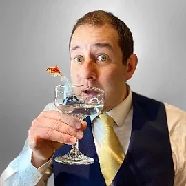 alex cahill - comedian