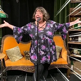 Dana Olita-Ogden - comedian