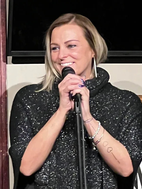 Jolanda Logan - comedian