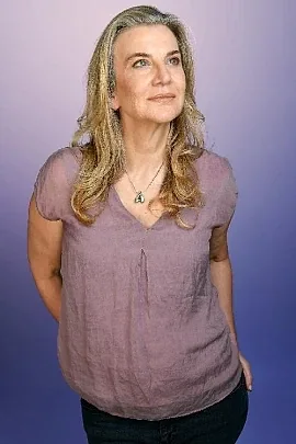 Holly Hudson - comedian