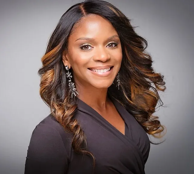 Janetta LaShelle - comedian