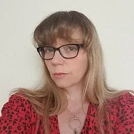 Jo Wakefield  - comedian