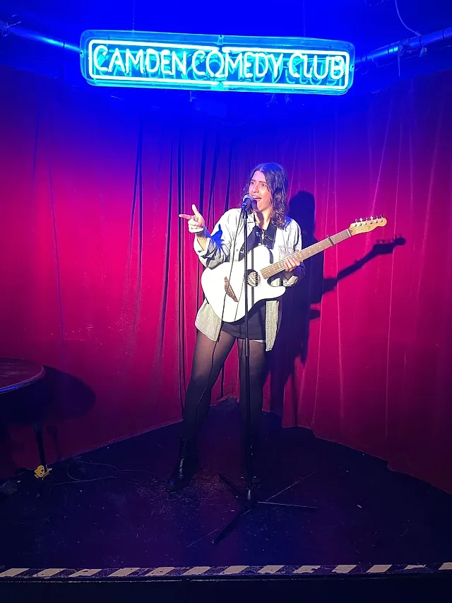 Stacey Edwards - comedian