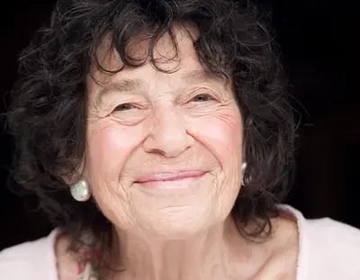 Lynn Ruth MIller