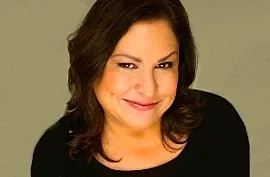 Martha Chaves - comedian
