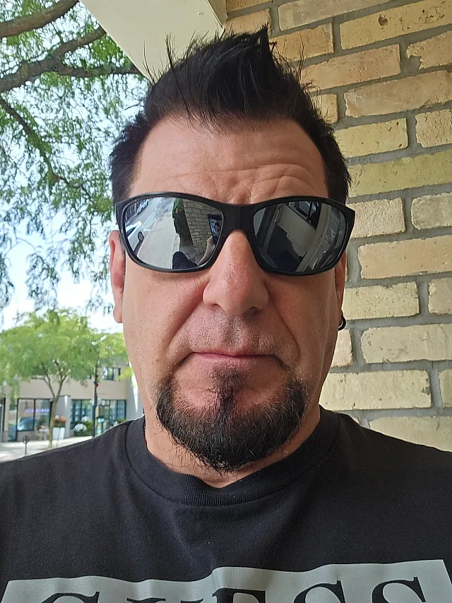 Mike Lojzer - comedian