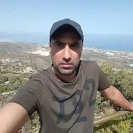 Mo Haroon - comedian