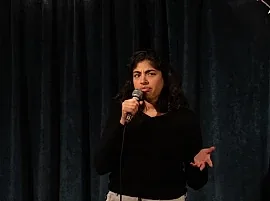 Rebeca Araniva - comedian