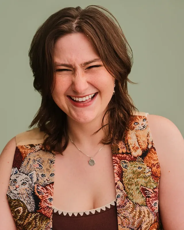 Sophie Stemmons - comedian