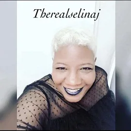 Therealselinaj - booker