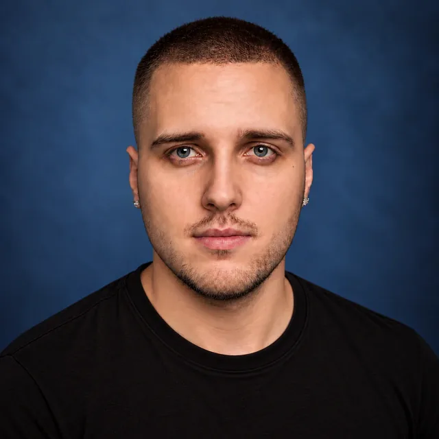 Tom Gregory Marks - comedian