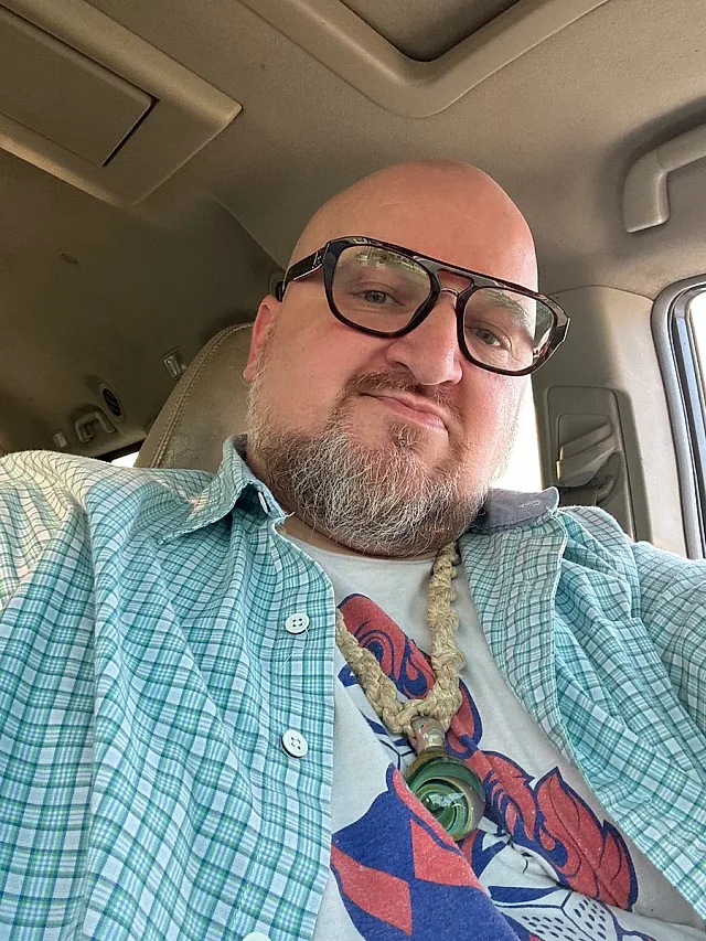 Tony Clapsaddle - comedian