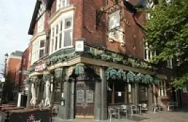 KINGS HEAD COMEDY CLUB EPISODE 6 OR 7, I'VE LOST COUNT AS I DRINK ALOT!!!