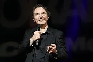 Dylan Moran: Dollah Ho