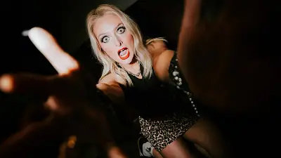 Lauren Ash with Maudlin Strangers
