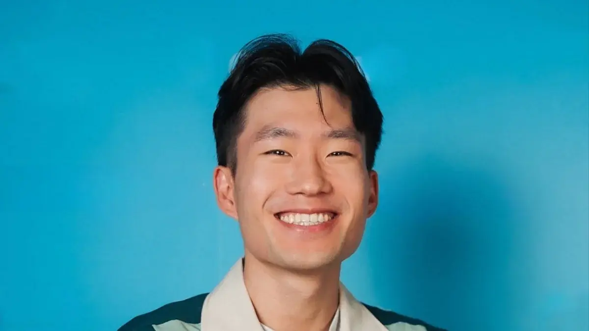 Ray Lau (18+)