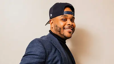 Splou with Roar Comedy