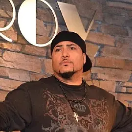 Shang Live at the LoonyBin Comedy Club nov 5th