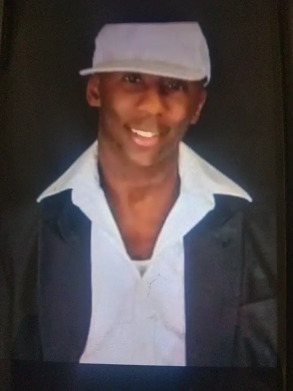 Tee U Dillard photo