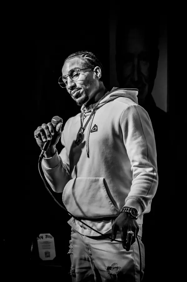 ONeal's $on photo
