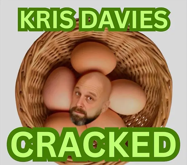 Kris Davies photo