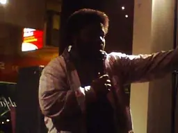 Kanela Cafe Mic