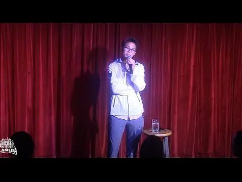 First show with only topics and not written jokes… “improvised”