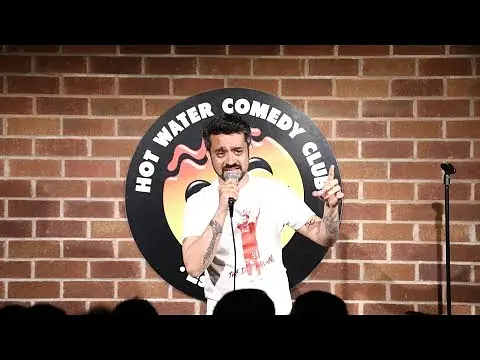 New Act Night at Hot Water Comedy Club Liverpool- 5 Minute Spot