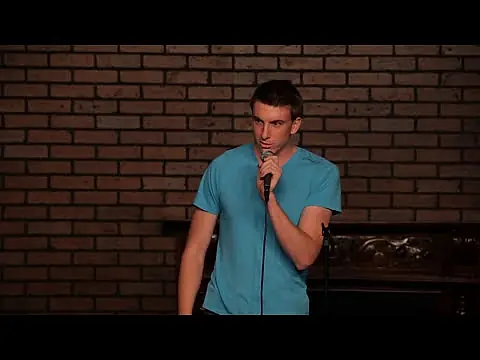 Hilarious Comedian Alec Hall Kills Crowd