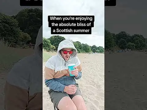 ⛱️🏴󠁧󠁢󠁳󠁣󠁴󠁿🥶 Scottish Summer Seaside Bliss!