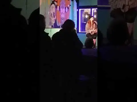 "Hey Girl" Live at Hodi's Half Note 