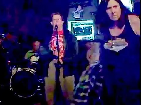 Perry Kurtz Freestyles with a live Band