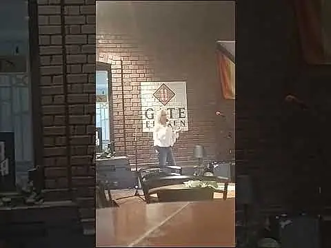 can you tell I'm high #standupcomedy #standup @funnydumbblonde #comedy #funny