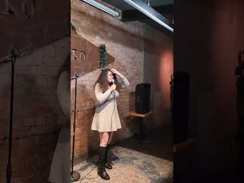 Chrissy Derbyshire at Rhostio, Cardiff, opening for Ben Pope.
