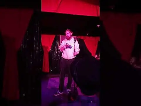 Open mic debut at the Cavendish Arms in London