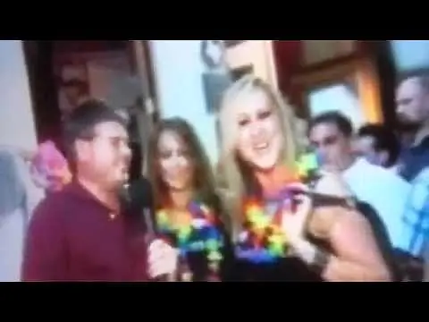 Austin Texas partygoers l Kevin Nicks 