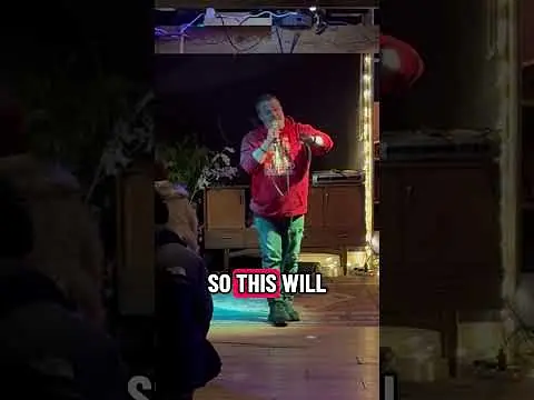 Honeymoon stage… 💋 #standupcomedy #newrelationship #grudges #livecomedy