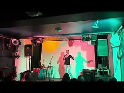 Maja Bloom - 7 min  new material night